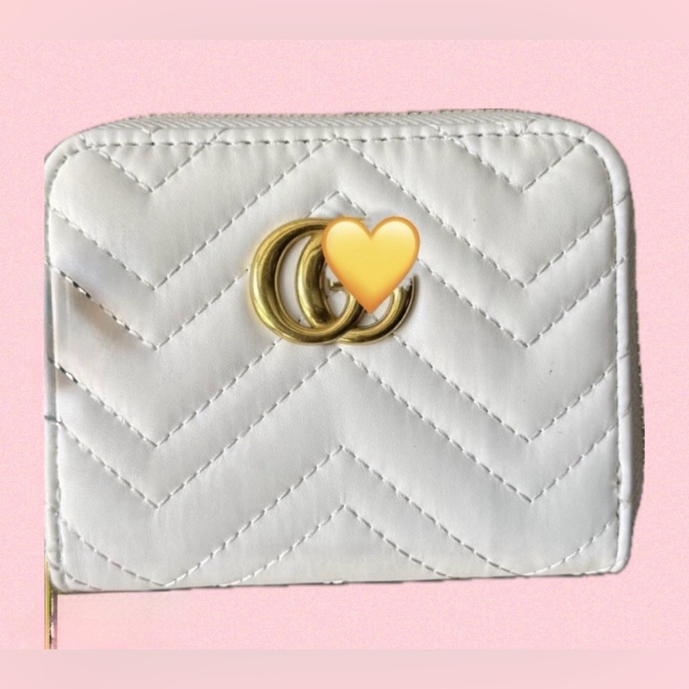 Elegant White Quilted Women's Wallet